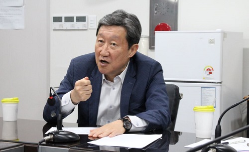 Chairman Cha Soon-do has revealed, “the collaboration between Daegu City and the local medical institutions has become a strong driving force for the early stabilization of the coronavirus” and also “Medi-City Daegu will not let its guard down but focus on preventive measures against COVID-19 since the association has particularly played the intermediary role during this crisis.”