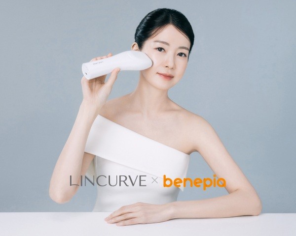 Lincurve home-care device and Benepia promotional image