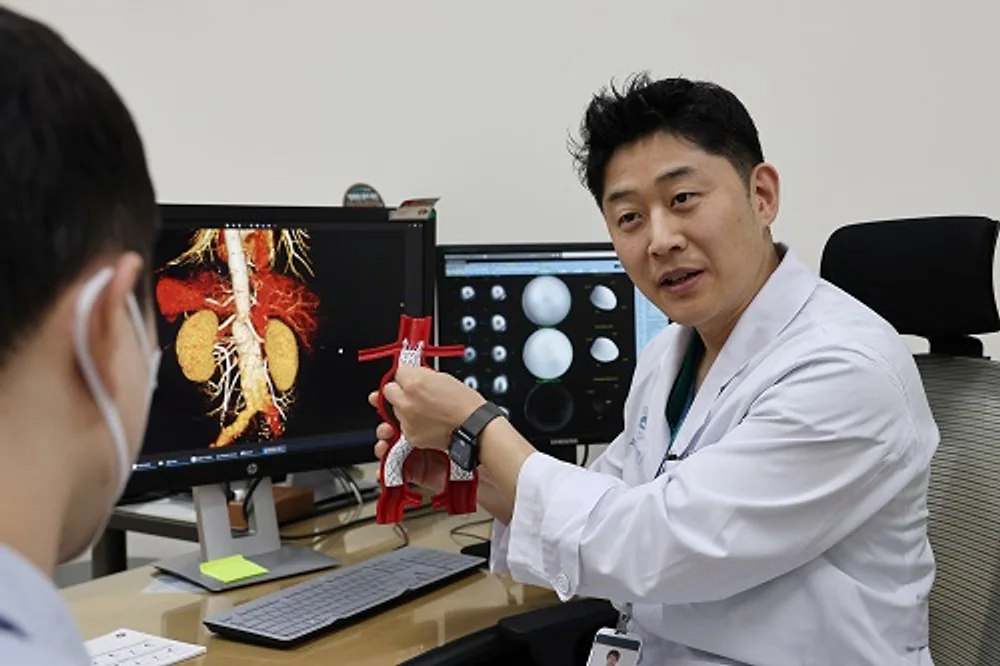 Understanding Aortic Aneurysms "Risks, Symptoms, and Treatment Options"